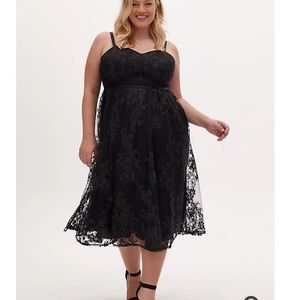 Special occasion black torrid dress, NWT 16